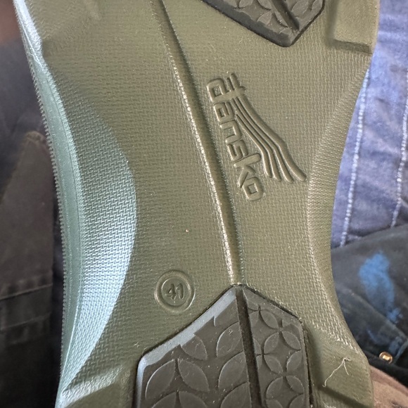 COPY - Dansko women’s rain boots - Picture 4 of 5